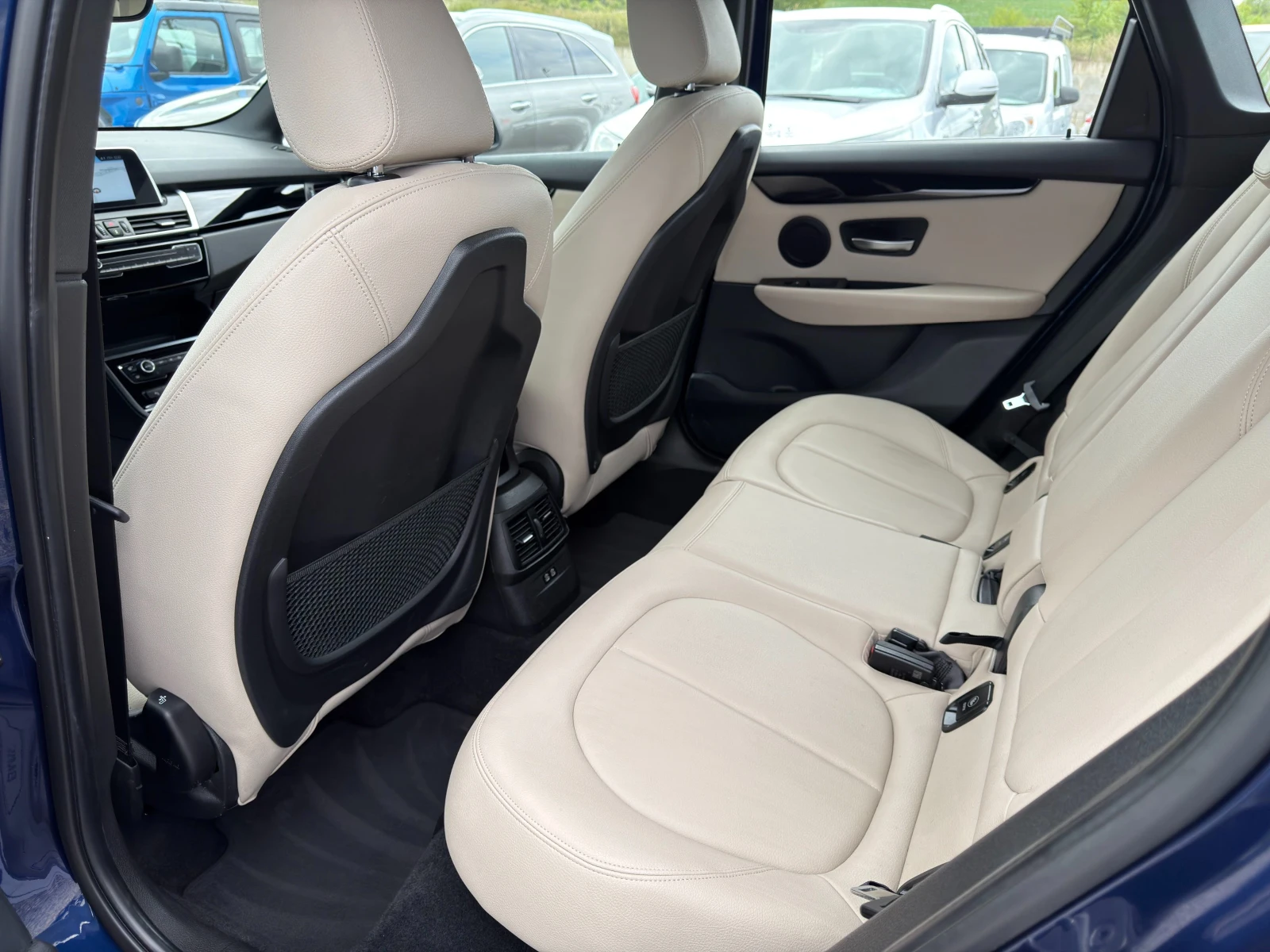 BMW 2 Active Tourer 218d LUXURY/FACELIFT/99000km/LED, снимка 7 - Автомобили и джипове - 54295248