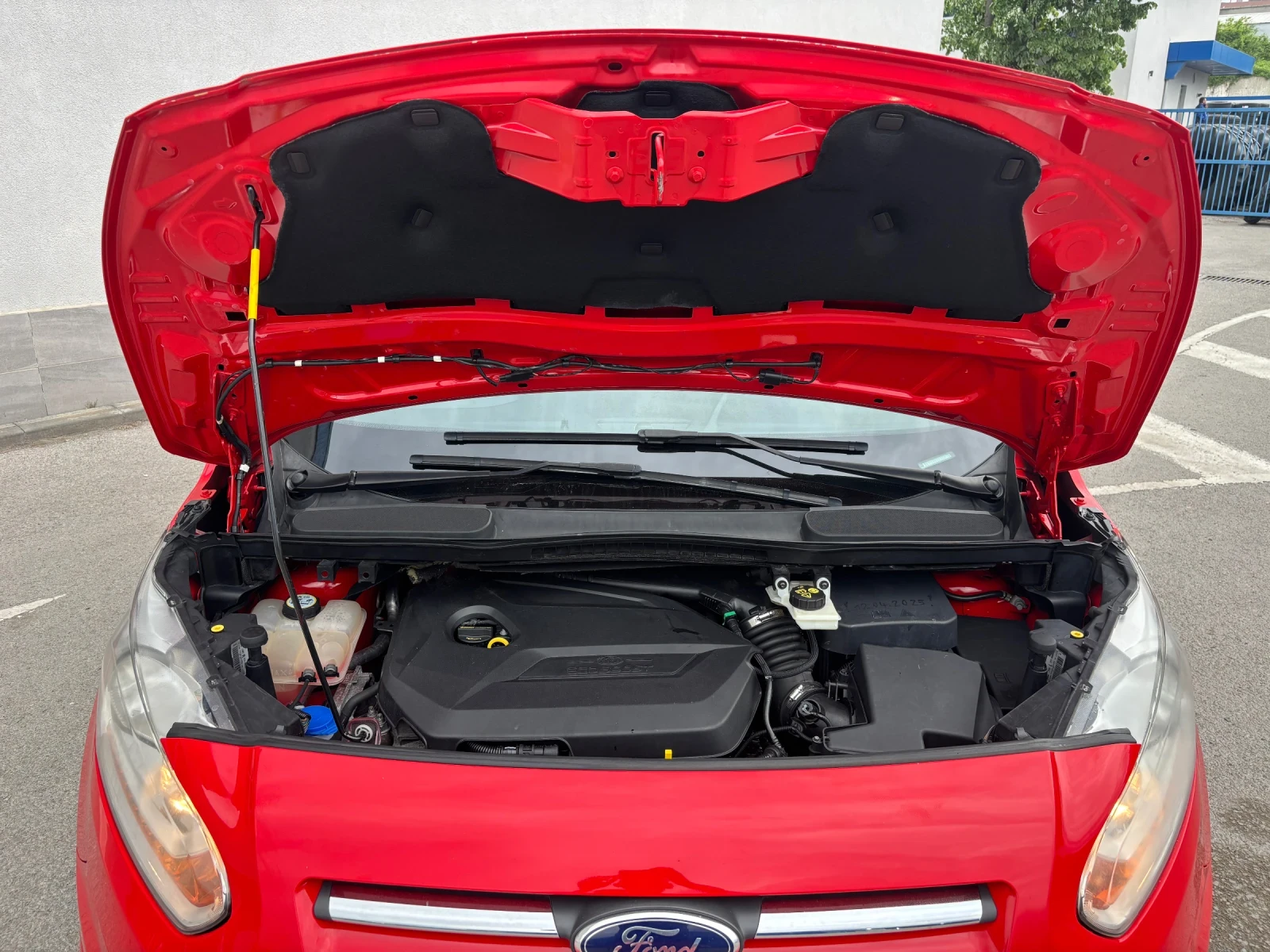 Ford Tourneo Connect 1.6i AVTOMATIK PANORAMA 7местен, снимка 15 - Автомобили и джипове - 54527842