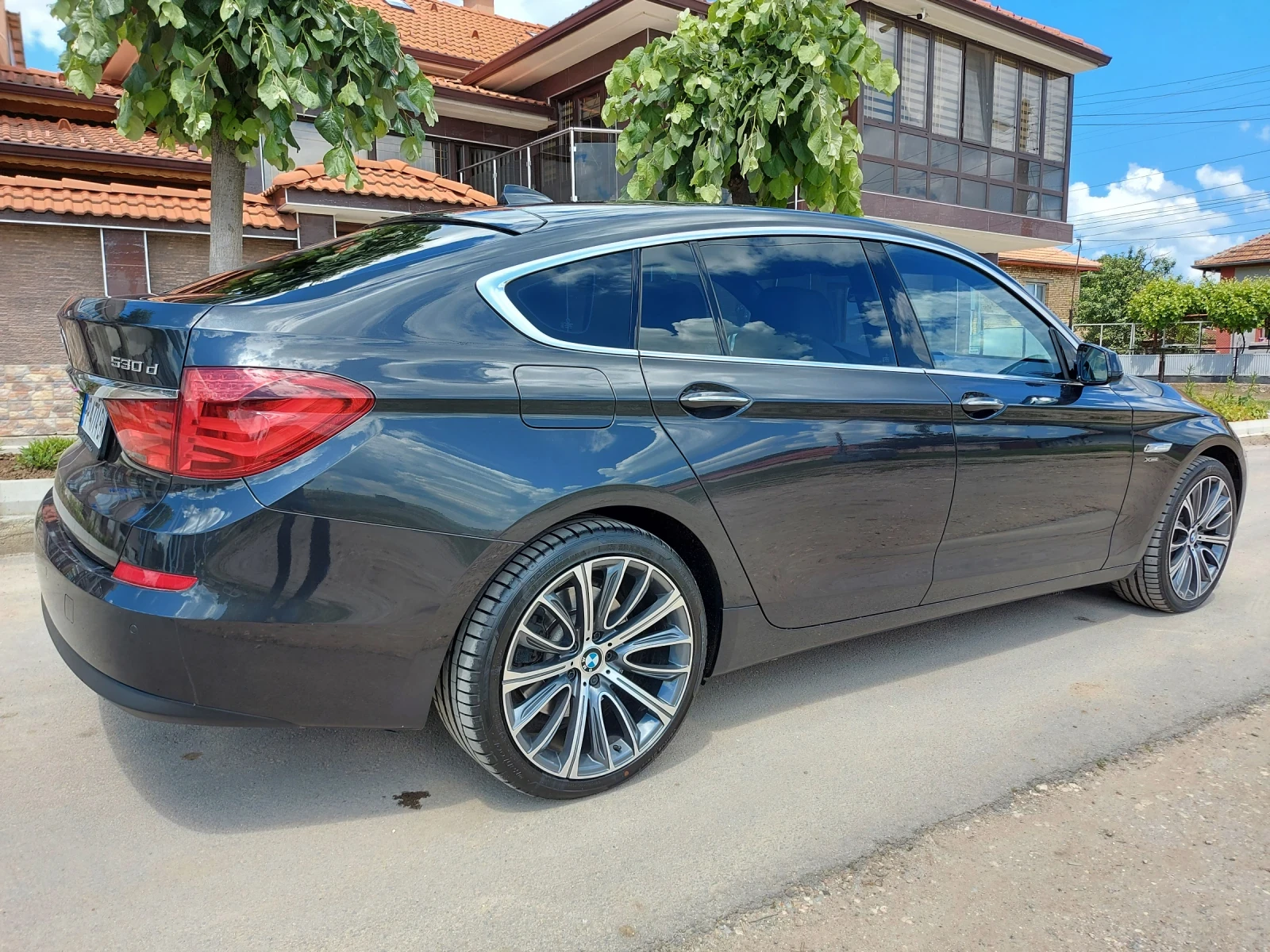 BMW 5 Gran Turismo, снимка 2 - Автомобили и джипове - 54606124