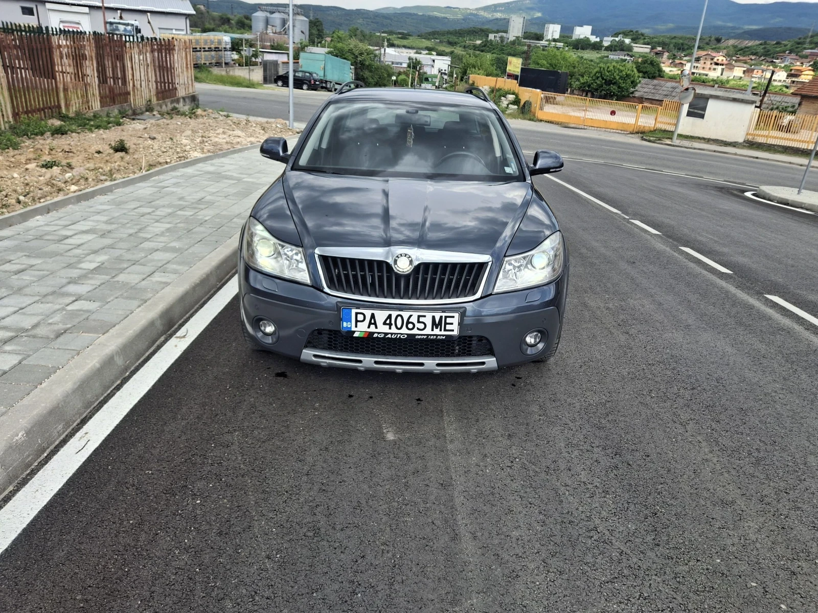 Skoda Octavia Oktavia skout, снимка 13 - Автомобили и джипове - 54729051
