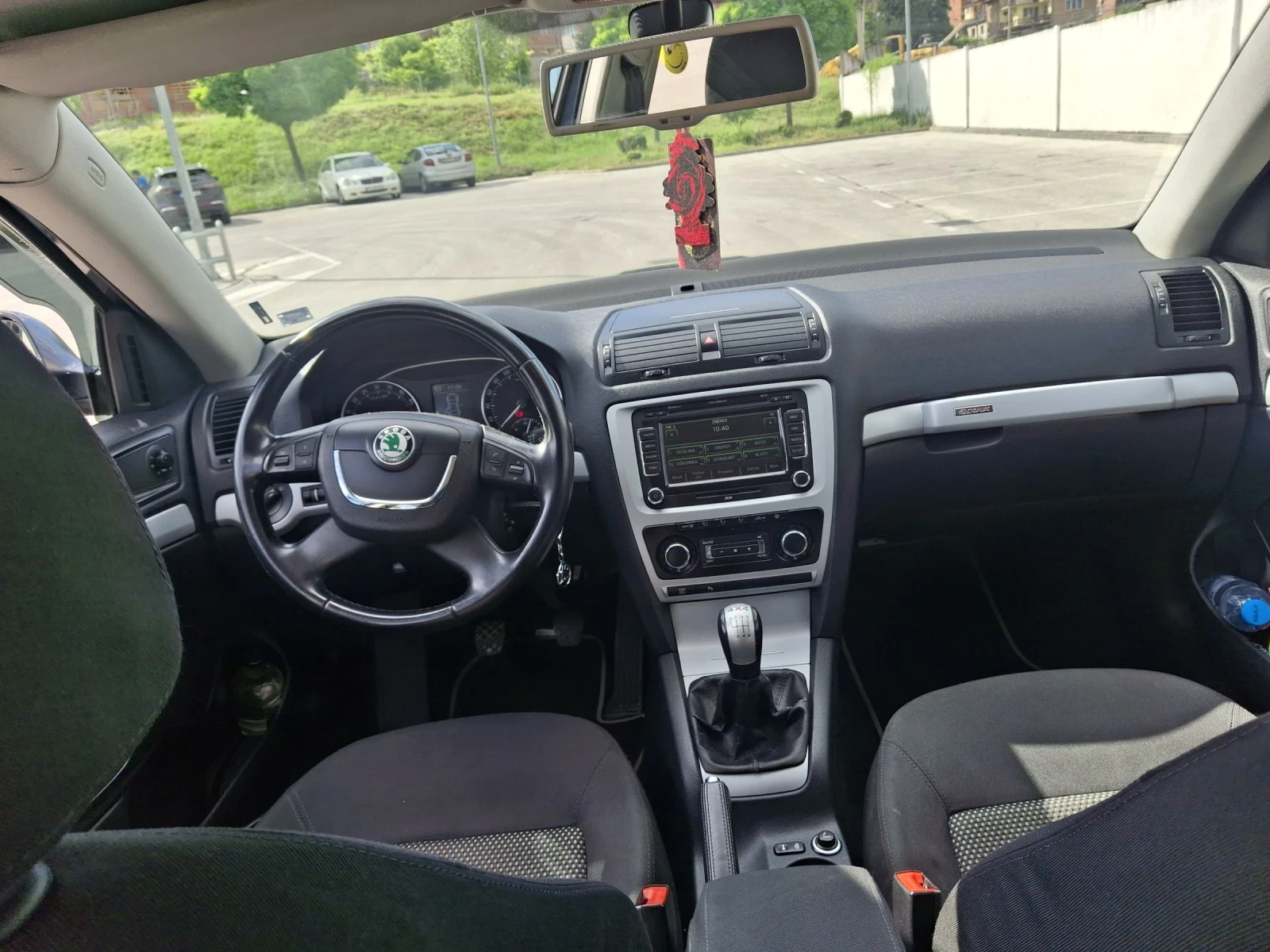 Skoda Octavia Oktavia skout, снимка 9 - Автомобили и джипове - 54729051