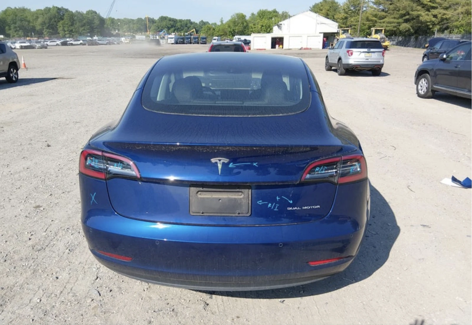 Tesla Model 3 LONG RANGE DUAL MOTOR / AWD, снимка 14 - Автомобили и джипове - 55136303