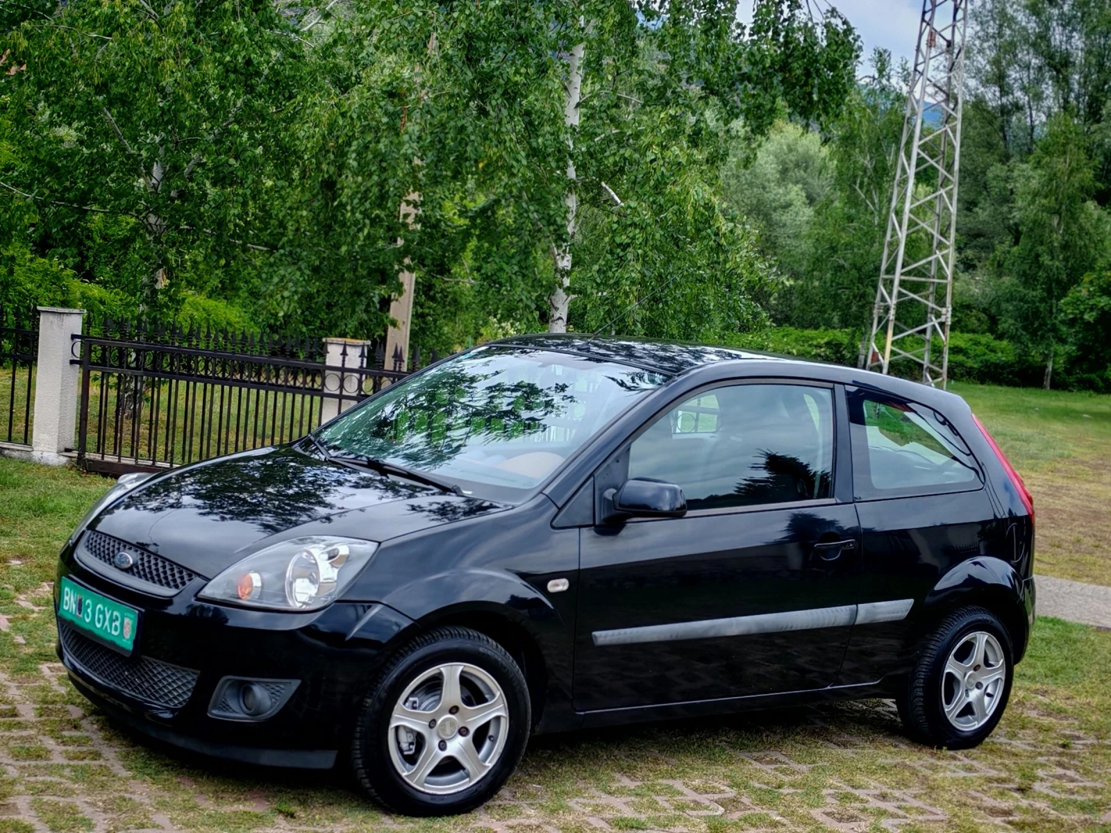 Ford Fiesta 1.3I(70)* FACELIFT* SPORT-EDITION* НОВ ВНОС* , снимка 3 - Автомобили и джипове - 55136814