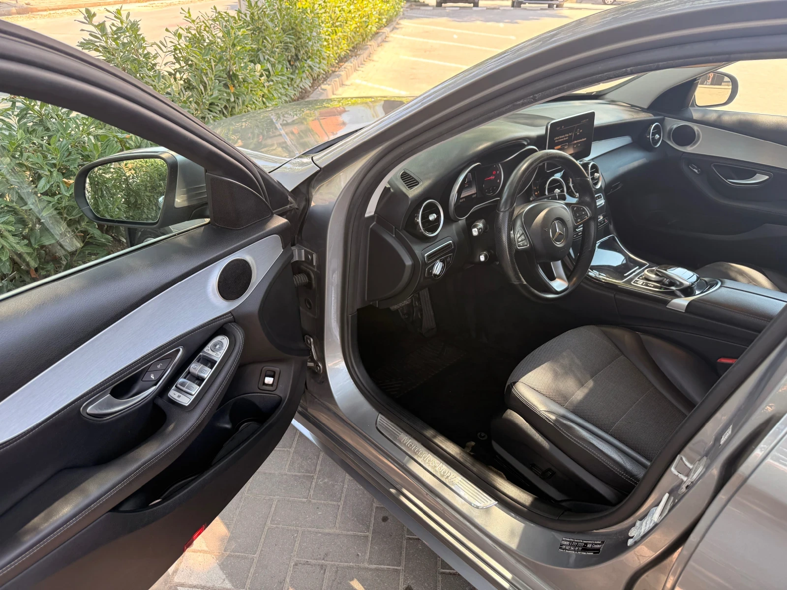Mercedes-Benz C 220 AMG/BlueTech/MultiBeam/, снимка 7 - Автомобили и джипове - 55249556