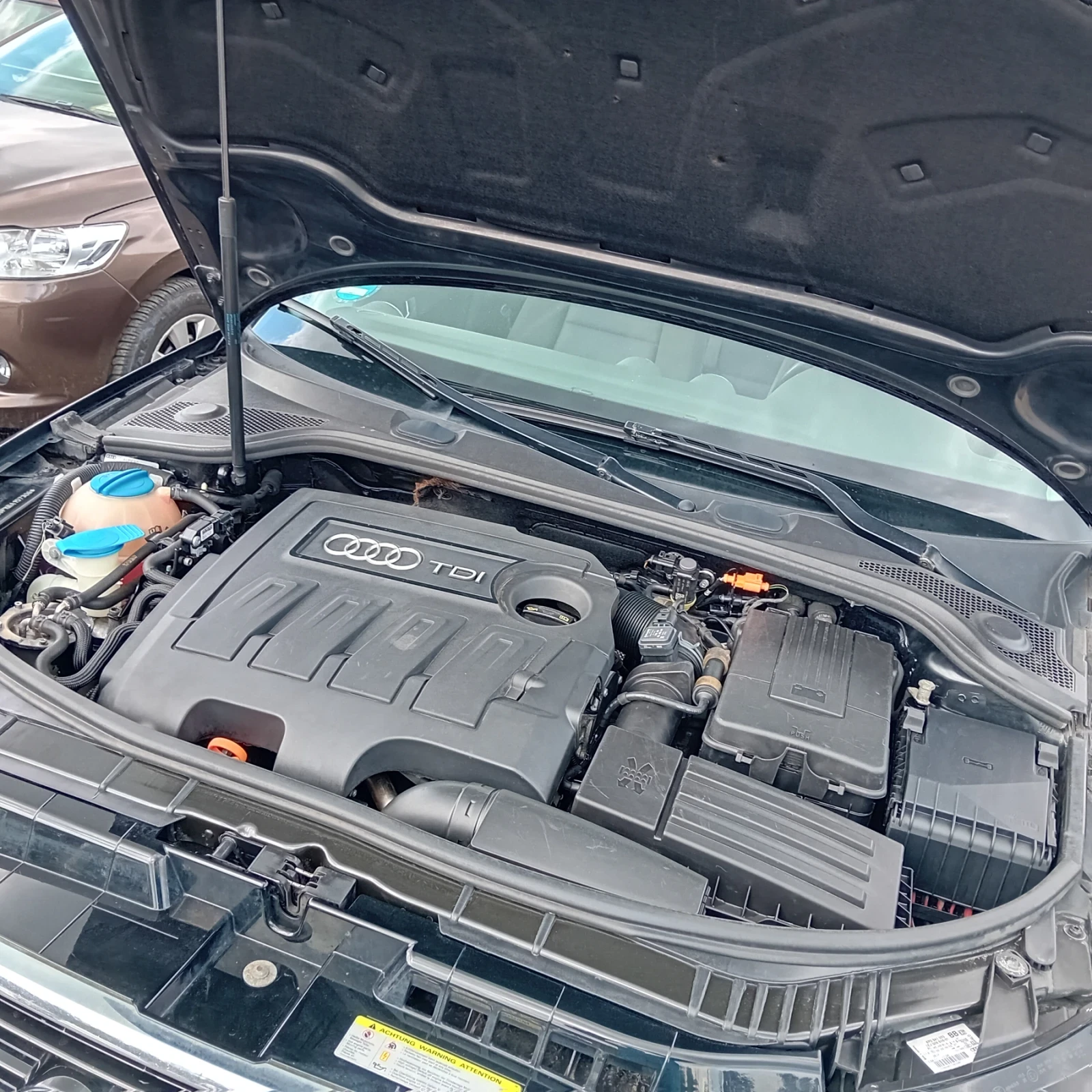 Audi A3 1.6 TDI 105k. , снимка 15 - Автомобили и джипове - 55277828
