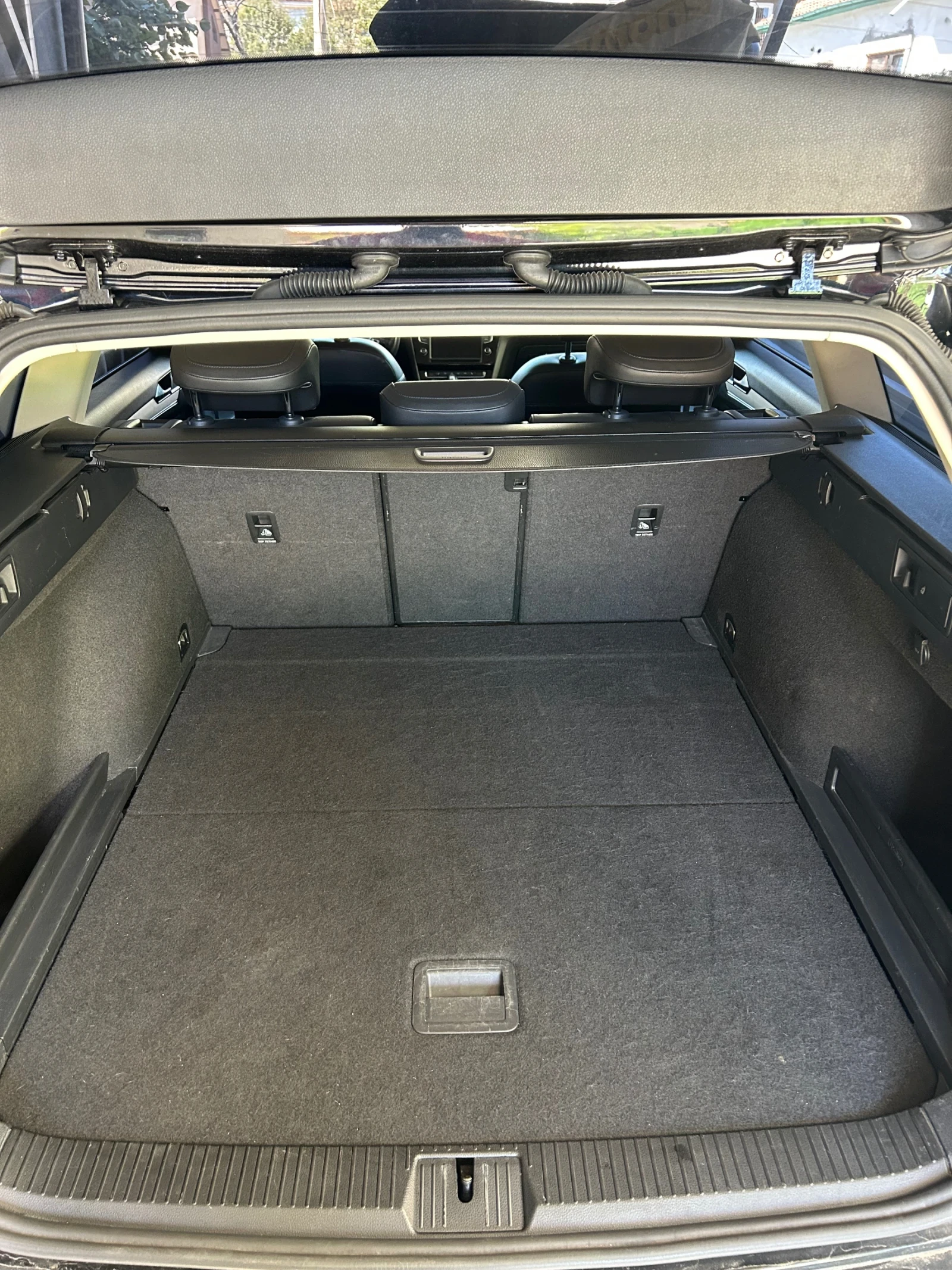 VW Passat DIGITAL 360 CAM, снимка 13 - Автомобили и джипове - 55513483