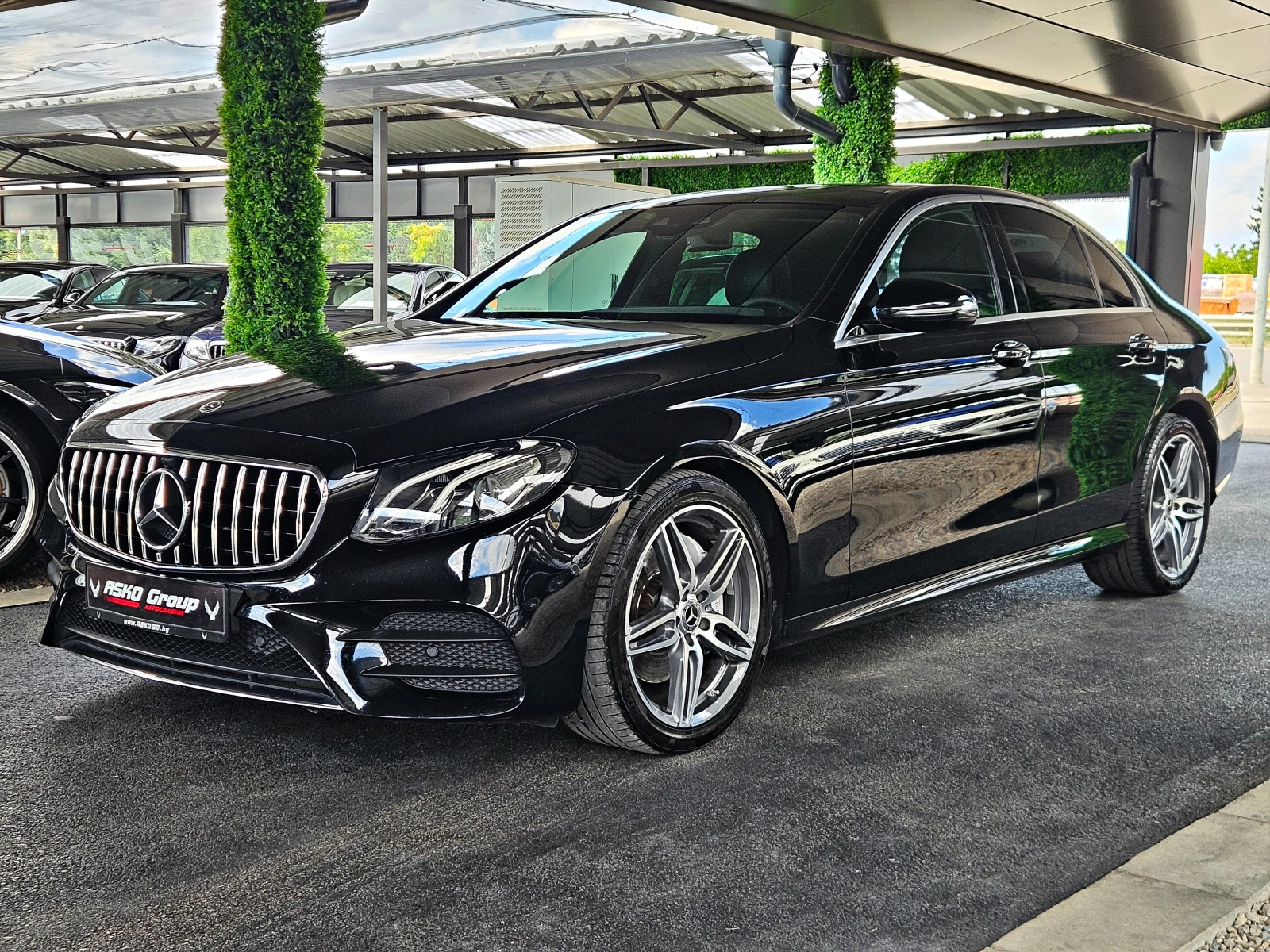Mercedes-Benz E 220 AMG/4MAT/HUD/PANO/DIGITAL/CAMERA/ПОДГРЕВ/AMBI/LIZI