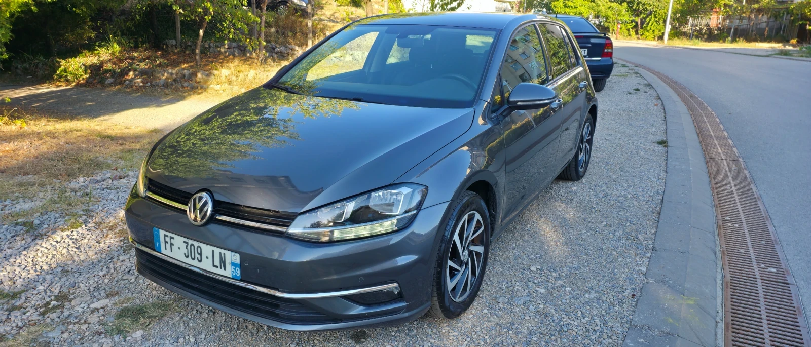 VW Golf Дигитал 2019г, снимка 2 - Автомобили и джипове - 55993315