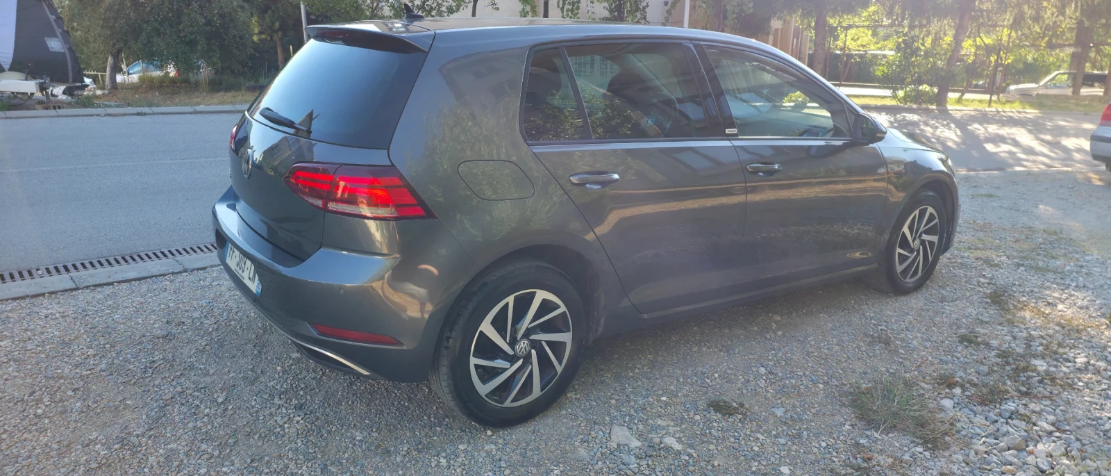 VW Golf Дигитал 2019г, снимка 9 - Автомобили и джипове - 55993315