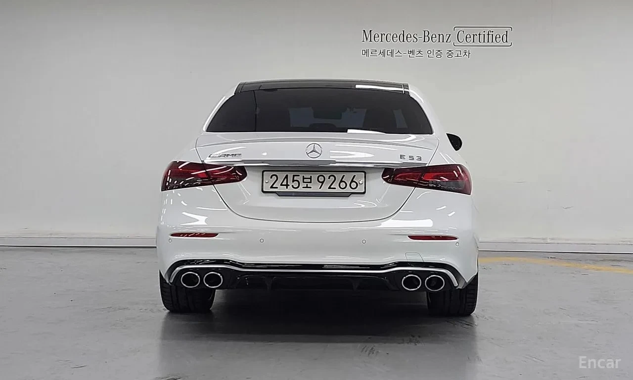Mercedes-Benz E 53 AMG 4MATIC+ /ОБДУХВАНЕ/ПАНОРАМА/ДИСТРОНИК/360, снимка 4 - Автомобили и джипове - 56010382