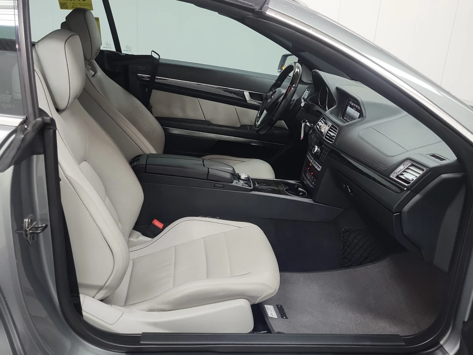 Mercedes-Benz E 55 E550* HARMAN KARDON* ОБДУХВАНЕ* CARFAX , снимка 13 - Автомобили и джипове - 56029987