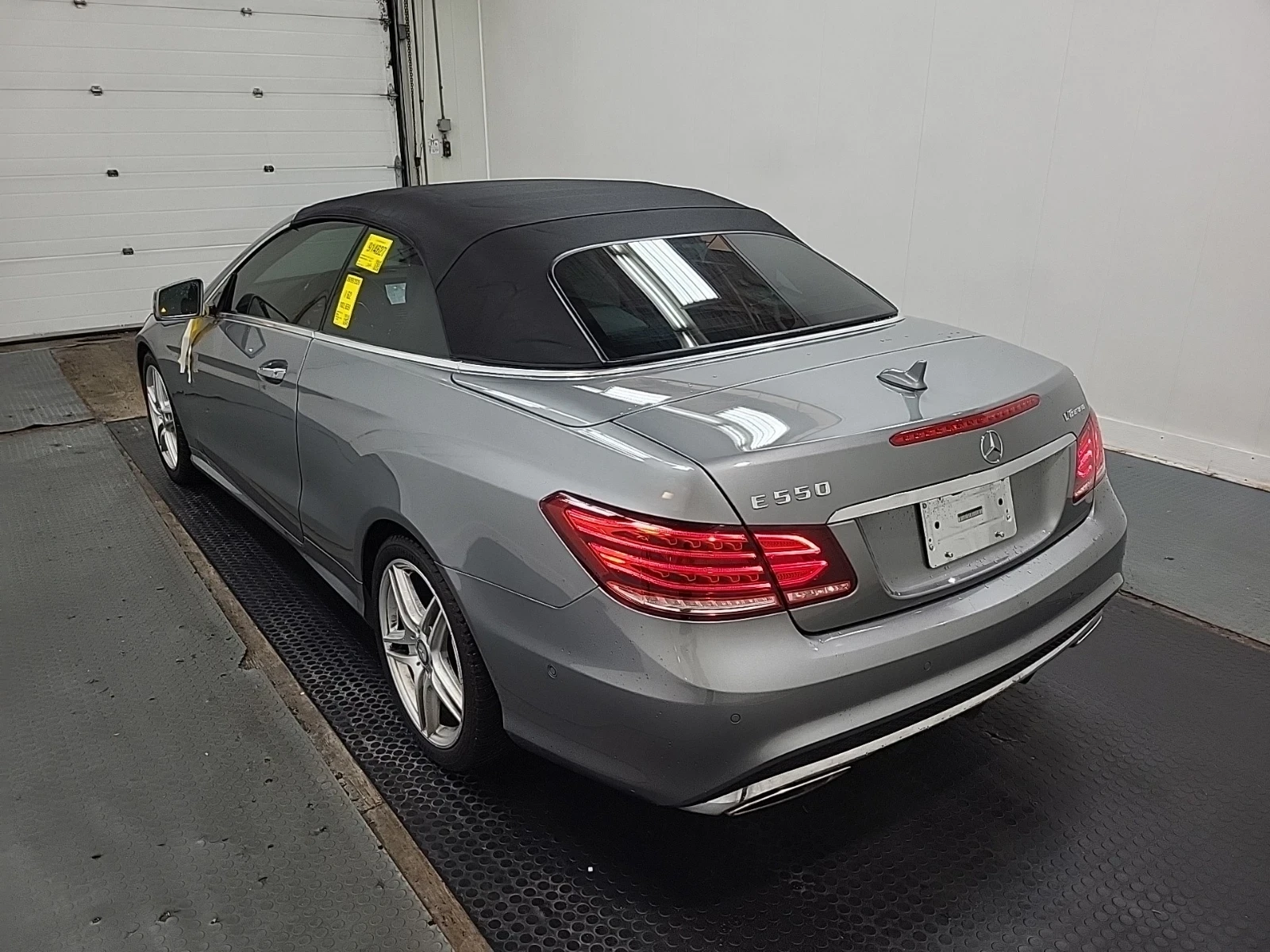 Mercedes-Benz E 55 E550* HARMAN KARDON* ОБДУХВАНЕ* CARFAX , снимка 5 - Автомобили и джипове - 56029987