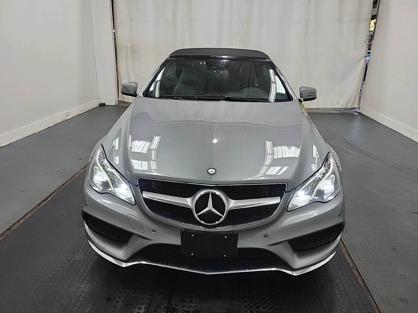 Mercedes-Benz E 55 E550* HARMAN KARDON* ОБДУХВАНЕ* CARFAX , снимка 3 - Автомобили и джипове - 56029987