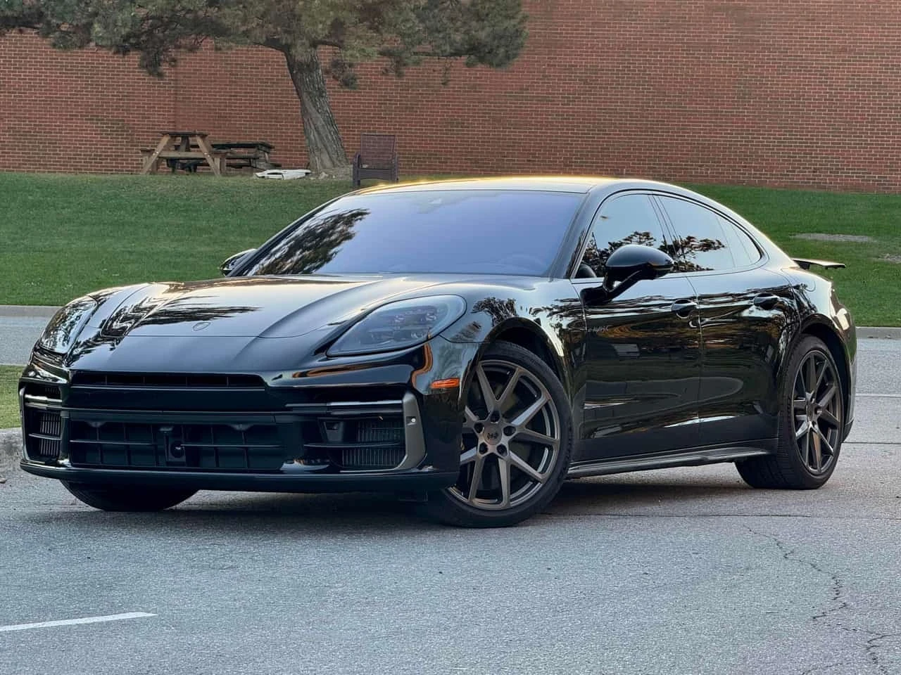 Porsche Panamera Turbo E Hybrid AWD / Carfax 