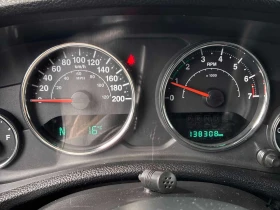 Jeep Wrangler SPORT /CARFAX AWD/, снимка 9