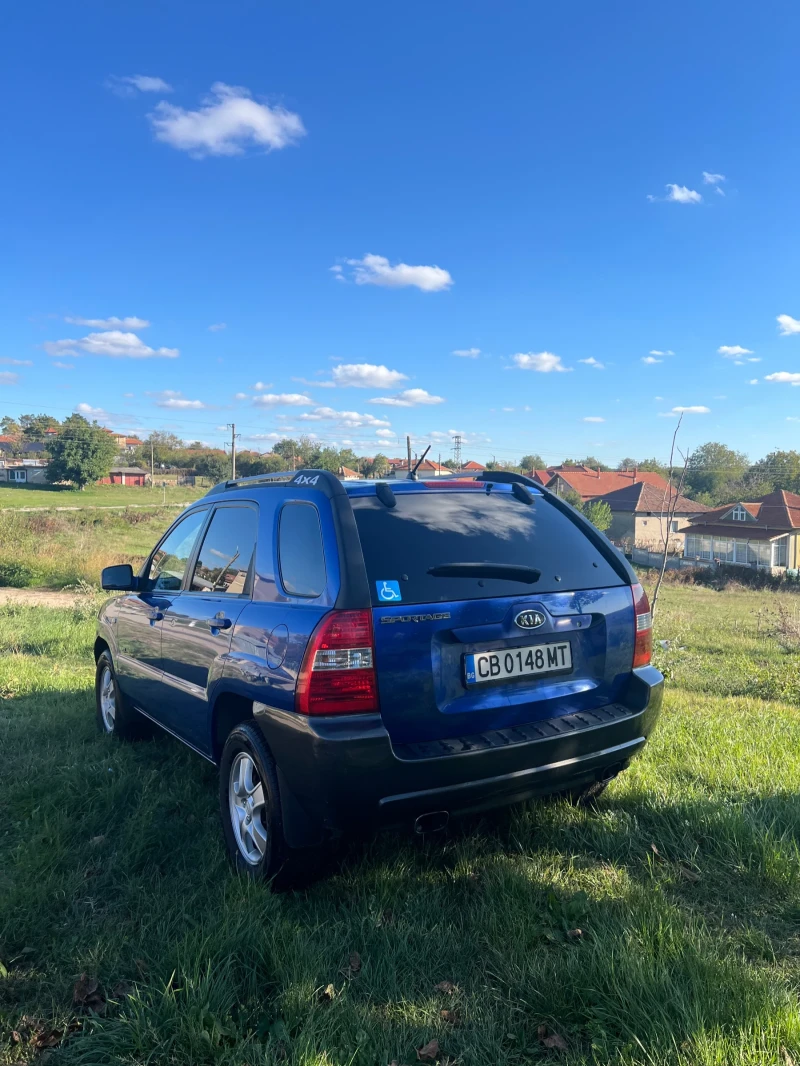 Kia Sportage, снимка 11 - Автомобили и джипове - 47643065