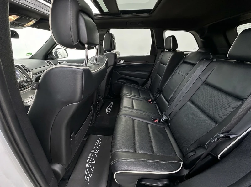 Jeep Grand cherokee, снимка 12 - Автомобили и джипове - 52777569