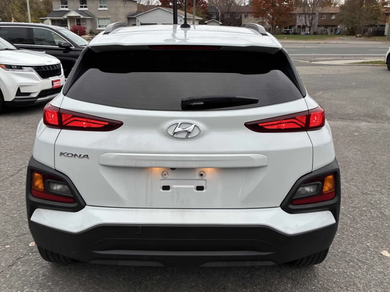 Hyundai Kona CARFAX* АВТОФИНАНСИРАНЕ* БЕЗ ПЪРВОНАЧАЛНА ВНОСКА* , снимка 4 - Автомобили и джипове - 53081245