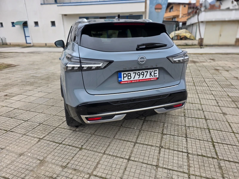 Nissan Qashqai 1.3 DIG-T HO 7 CVT TEKNA PLUS , снимка 4 - Автомобили и джипове - 53437506