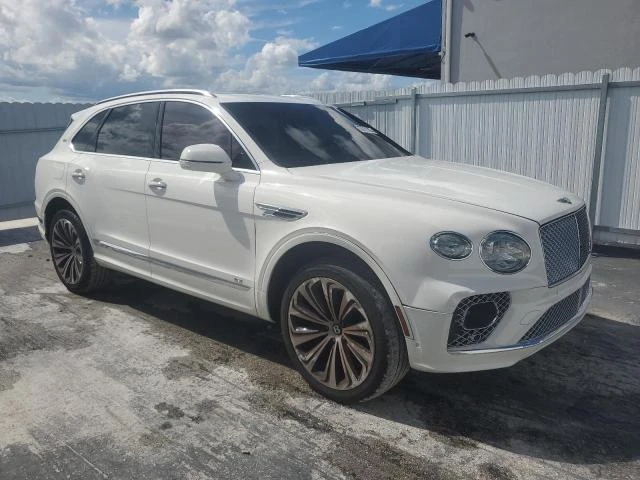 Bentley Bentayga 4.0L 8 All wheel drive, снимка 8 - Автомобили и джипове - 52887318