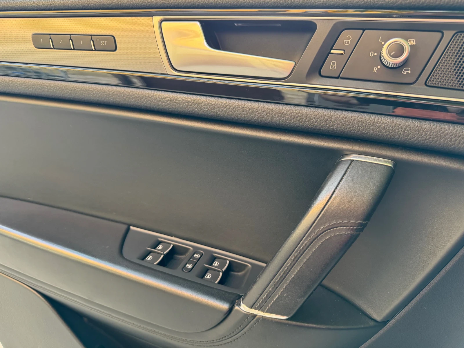 VW Touareg R-Line-3.0TDI-262ps-116. | Mobile.bg   14