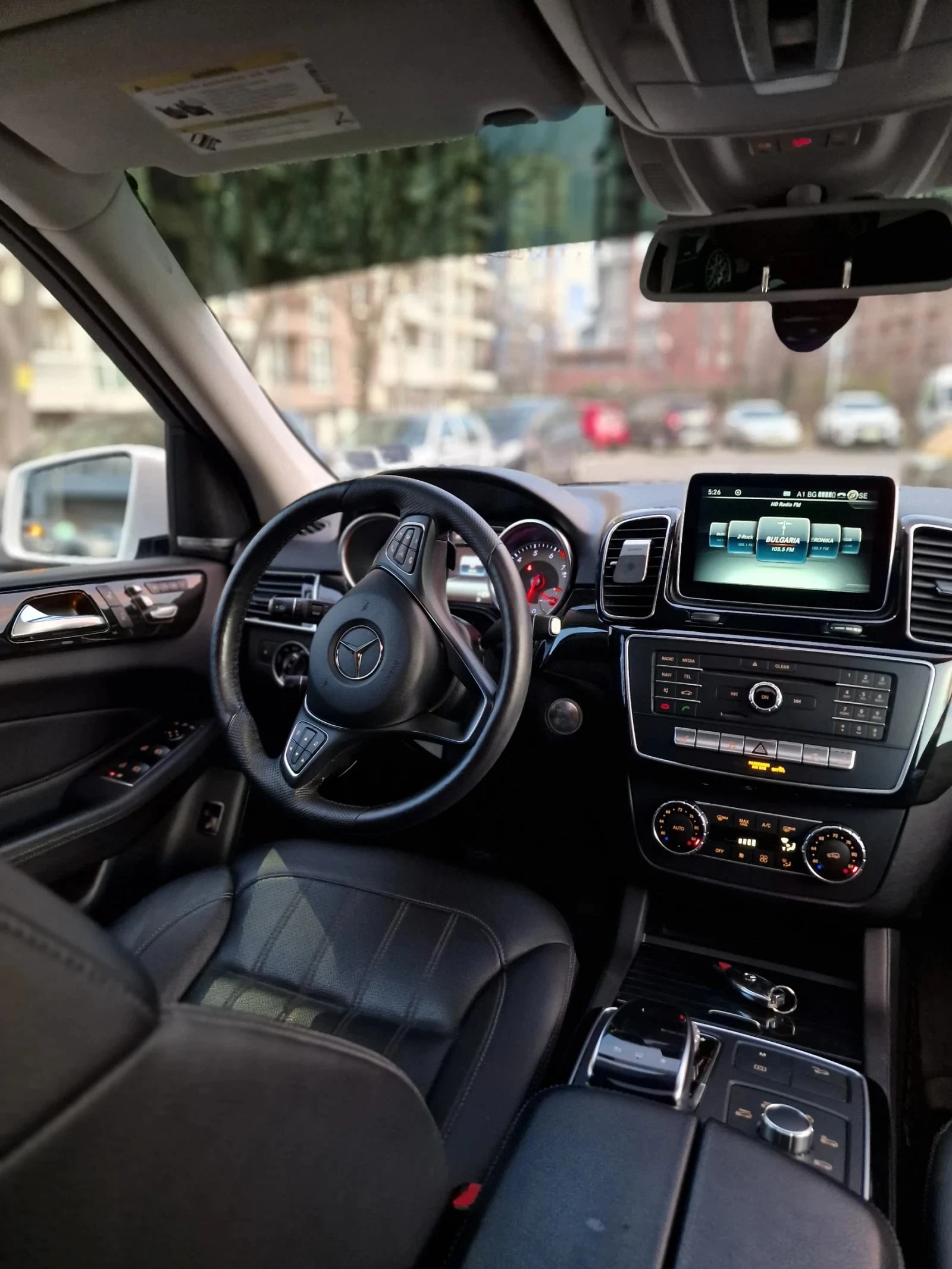 Mercedes-Benz GLE 350 AMG / BI TURBO / 4 MATIC - изображение 7