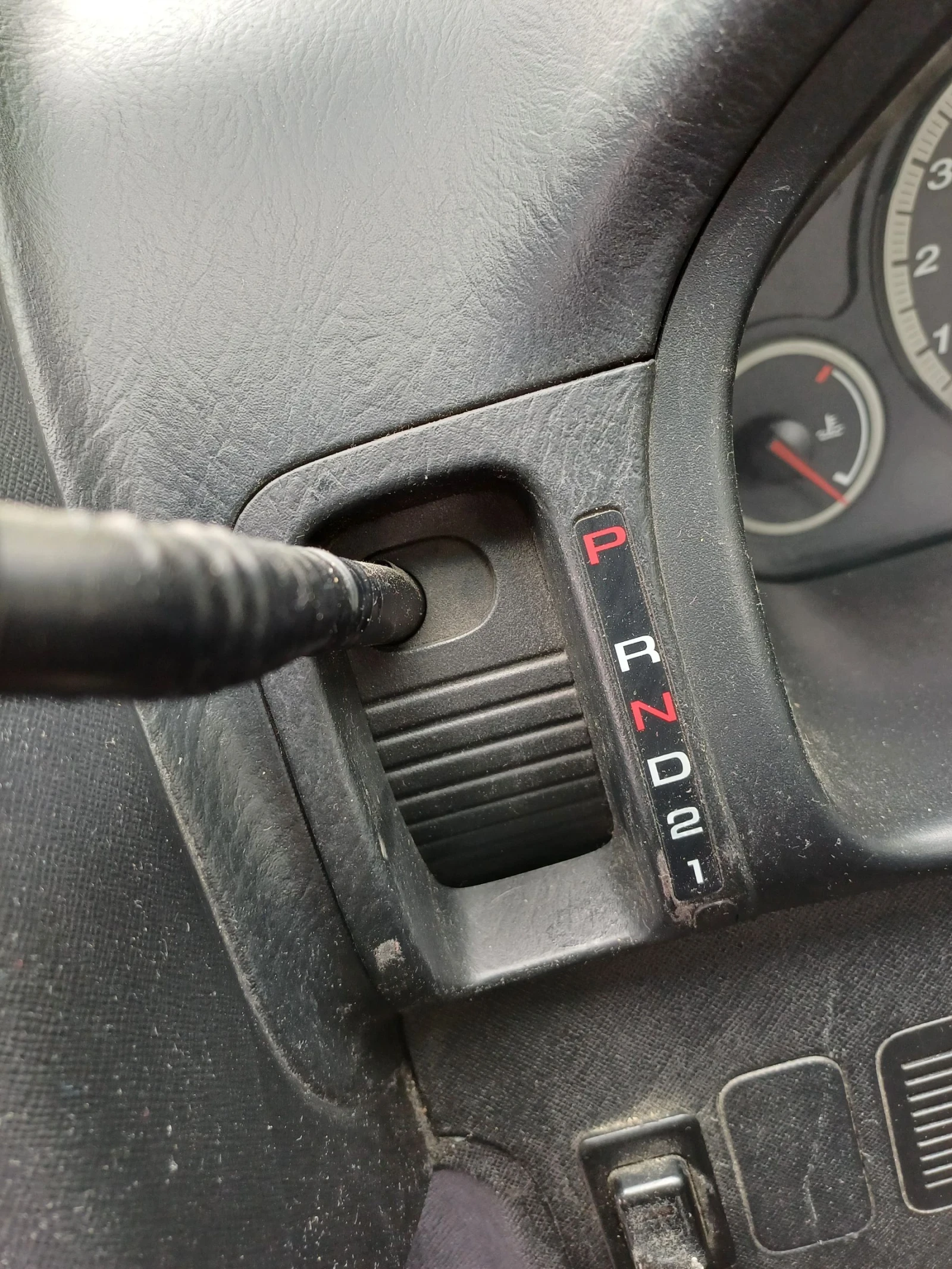 Honda Cr-v 2.0 4x4 LPG - изображение 4