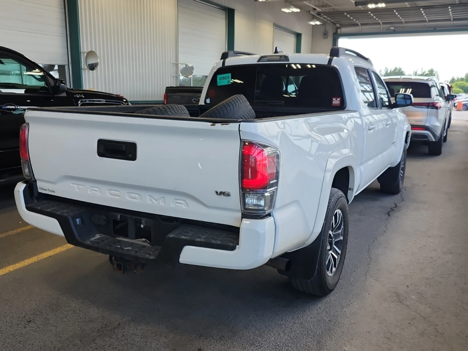 Toyota Tacoma * CREW CAB* * LONG BED* * АвтоКредит*  - изображение 3