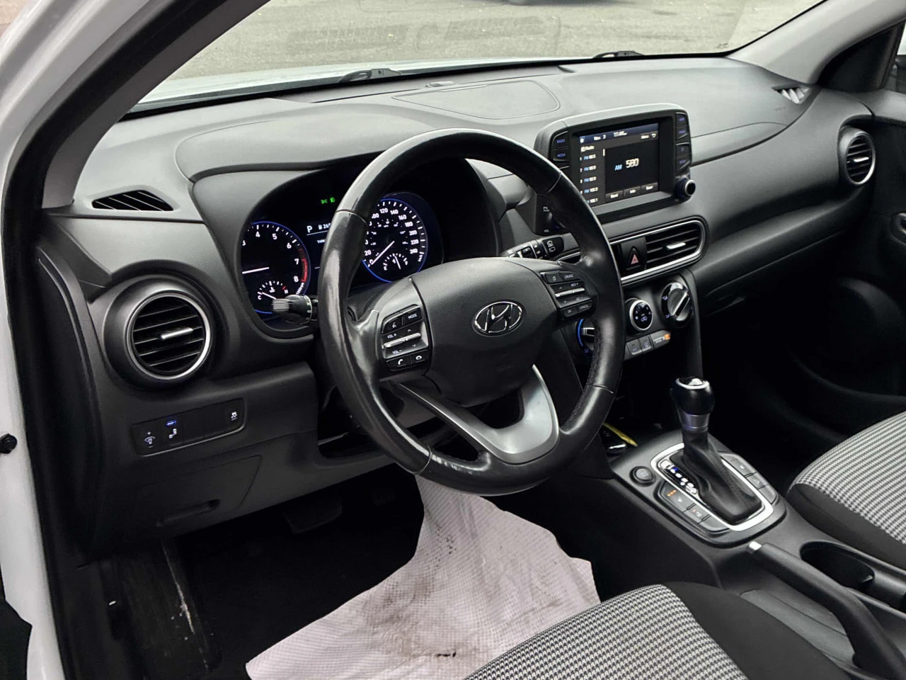 Hyundai Kona CARFAX* АВТОФИНАНСИРАНЕ* БЕЗ ПЪРВОНАЧАЛНА ВНОСКА*  - изображение 5