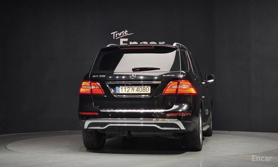 Mercedes-Benz ML 350, снимка 4 - Автомобили и джипове - 53732673