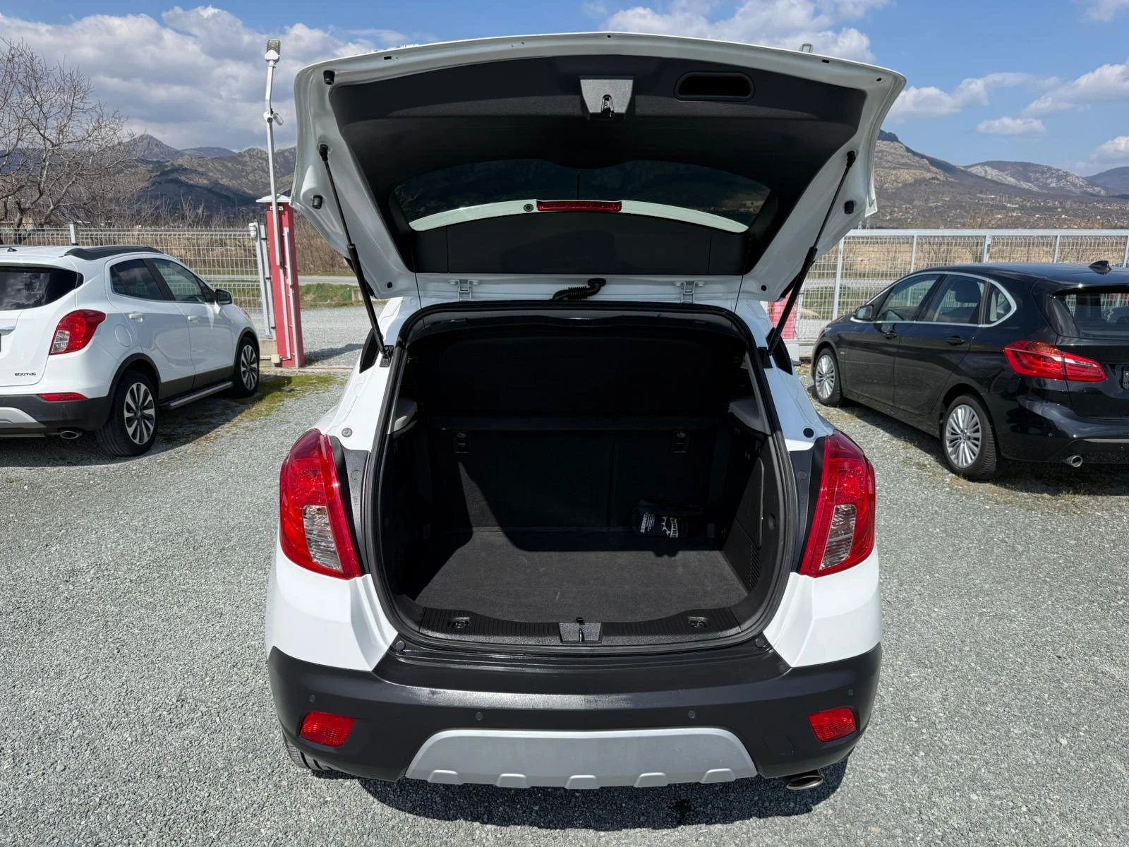 Opel Mokka (KATO НОВА)^(АГУ), снимка 13 - Автомобили и джипове - 53904041