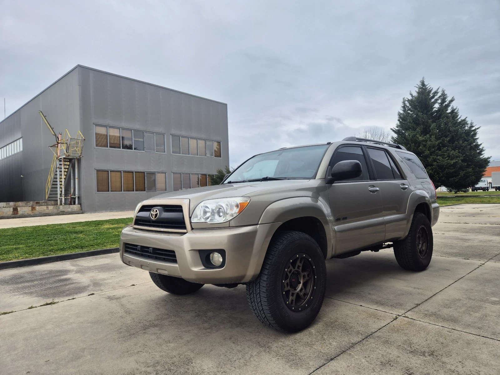 Toyota Land cruiser 4runner V6, снимка 2 - Автомобили и джипове - 53956088