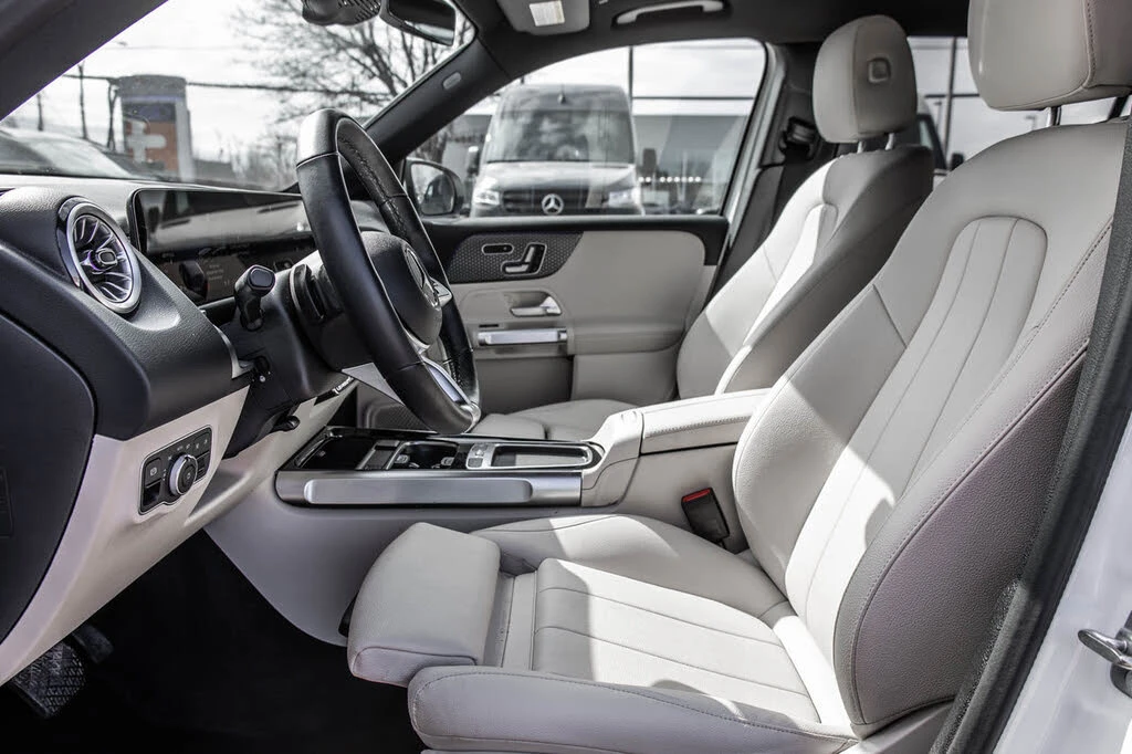 Mercedes-Benz GLB 250* 4MATIC* АвтоКредит* (ЦЕНА ДО БГ), снимка 8 - Автомобили и джипове - 53965420