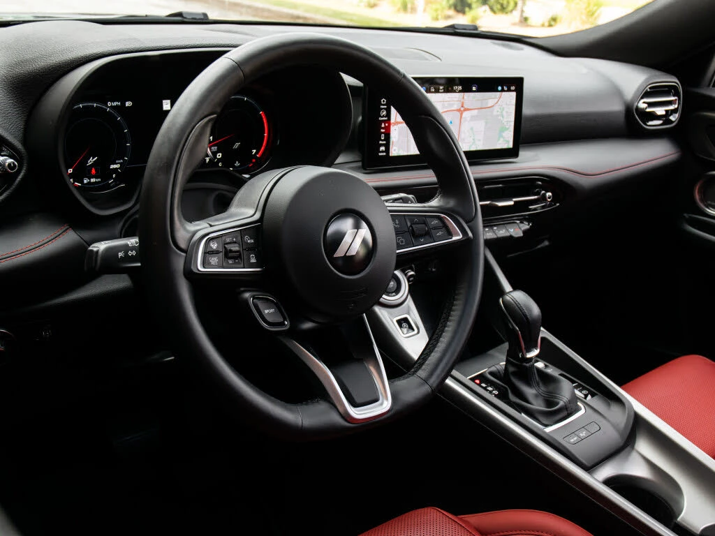 Dodge Journey HORNET* GT* HARMAN KARDON* ДИСТРОНИК* 360 КАМЕРИ, снимка 8 - Автомобили и джипове - 55301624