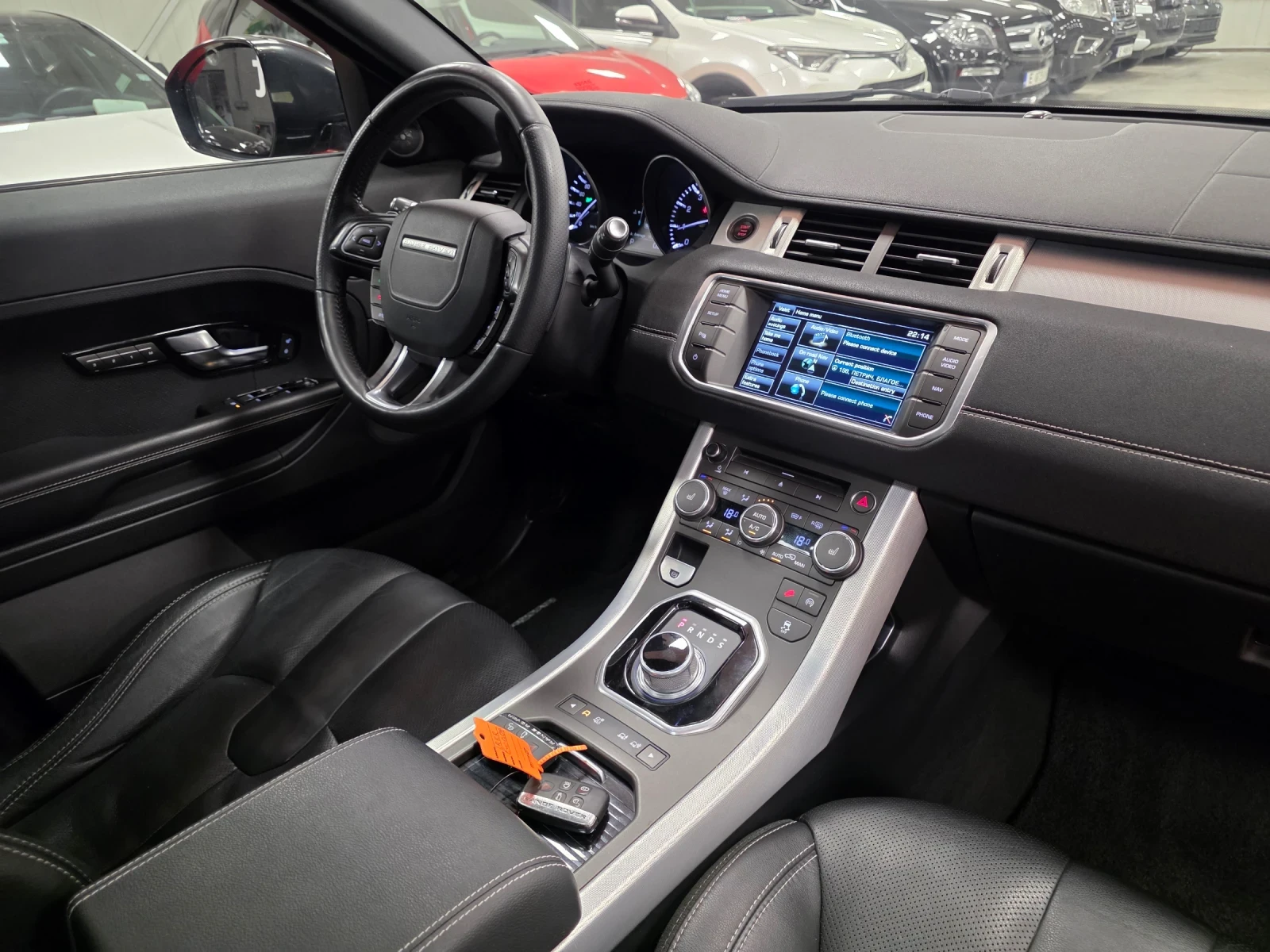 Land Rover Range Rover Evoque 2.0 Si4 | 241 hp | Всички екстри, снимка 10 - Автомобили и джипове - 55429751