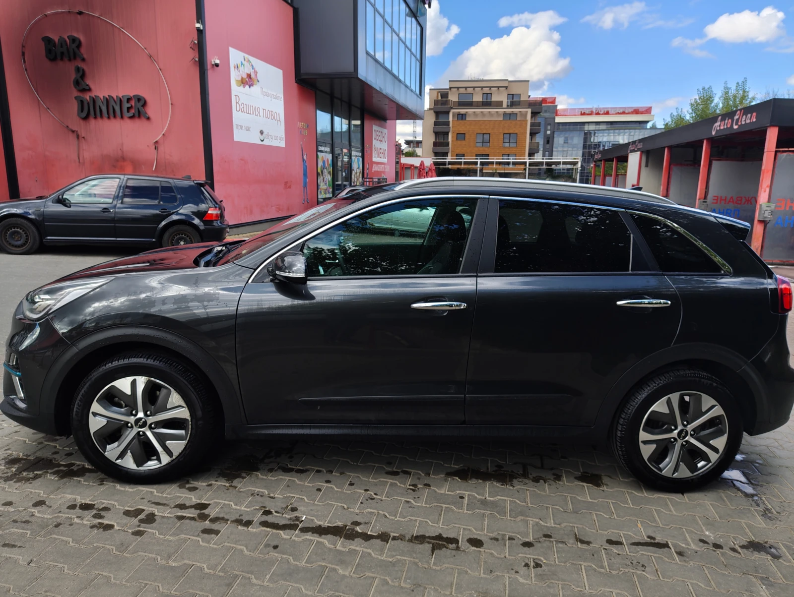 Kia Niro 65KWh* SOH 100%* EXECUTIVE LINE* LED* , снимка 2 - Автомобили и джипове - 56197298