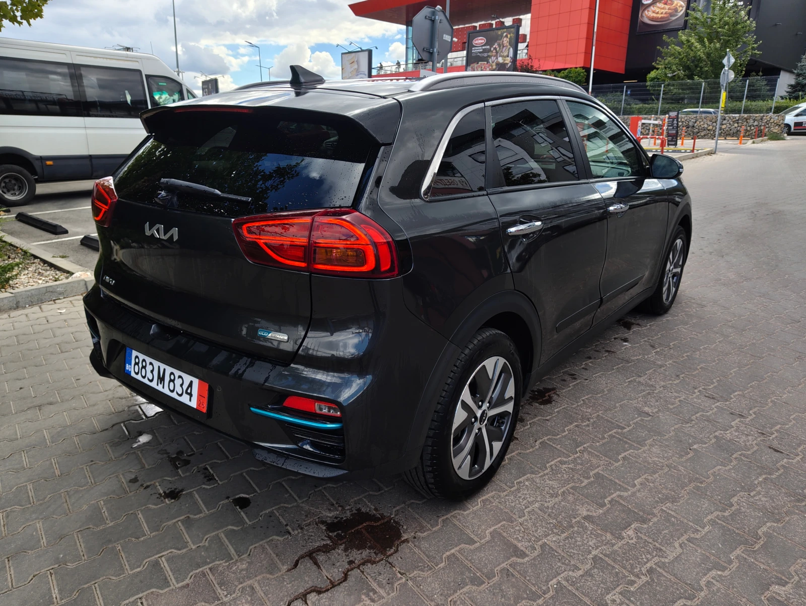 Kia Niro 65KWh* SOH 100%* EXECUTIVE LINE* LED* , снимка 4 - Автомобили и джипове - 56197298