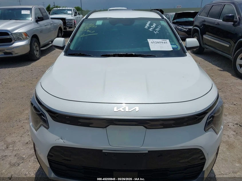 Kia Niro Ev Wind, снимка 12 - Автомобили и джипове - 56521415