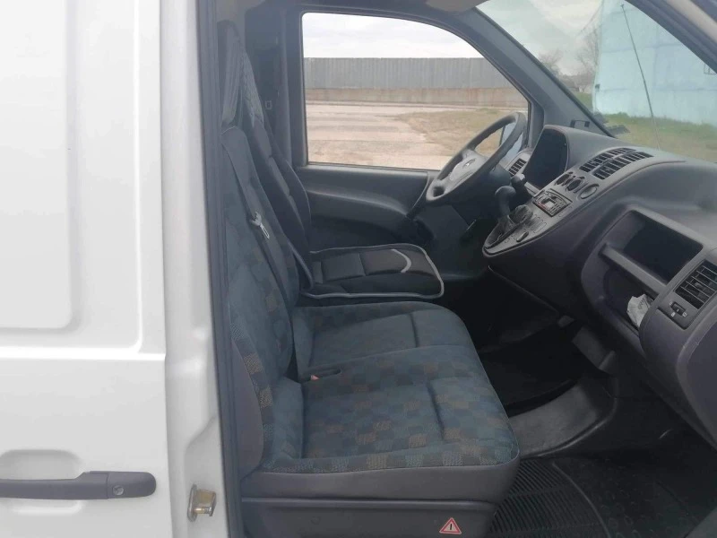 Mercedes-Benz Vito, снимка 9 - Бусове и автобуси - 48360953