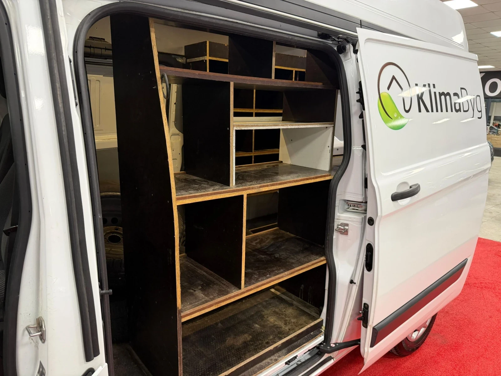 Ford Transit Custom 290L | 2.0TDCI 136 | Automatic | H2 L2 | TOP, снимка 16 - Бусове и автобуси - 53761222