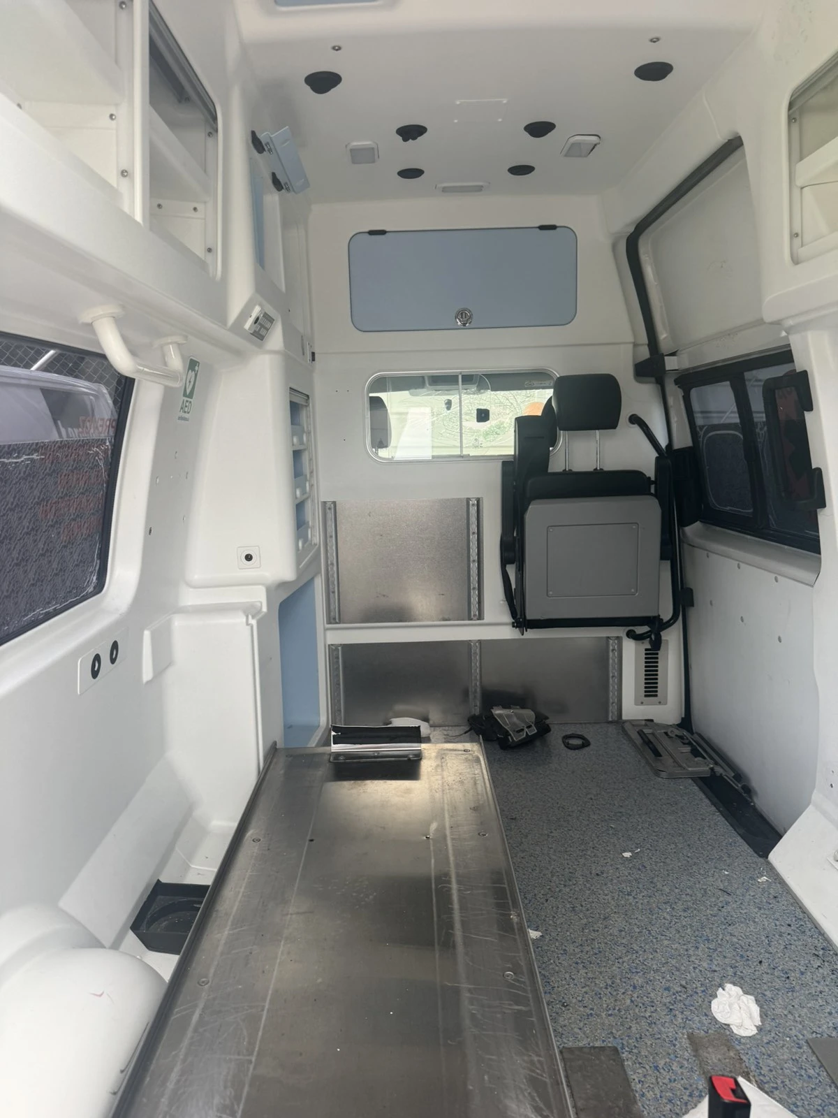 VW Transporter 2.0D ЛИНЕЙКА АВТОМАТИК, снимка 15 - Бусове и автобуси - 55185941