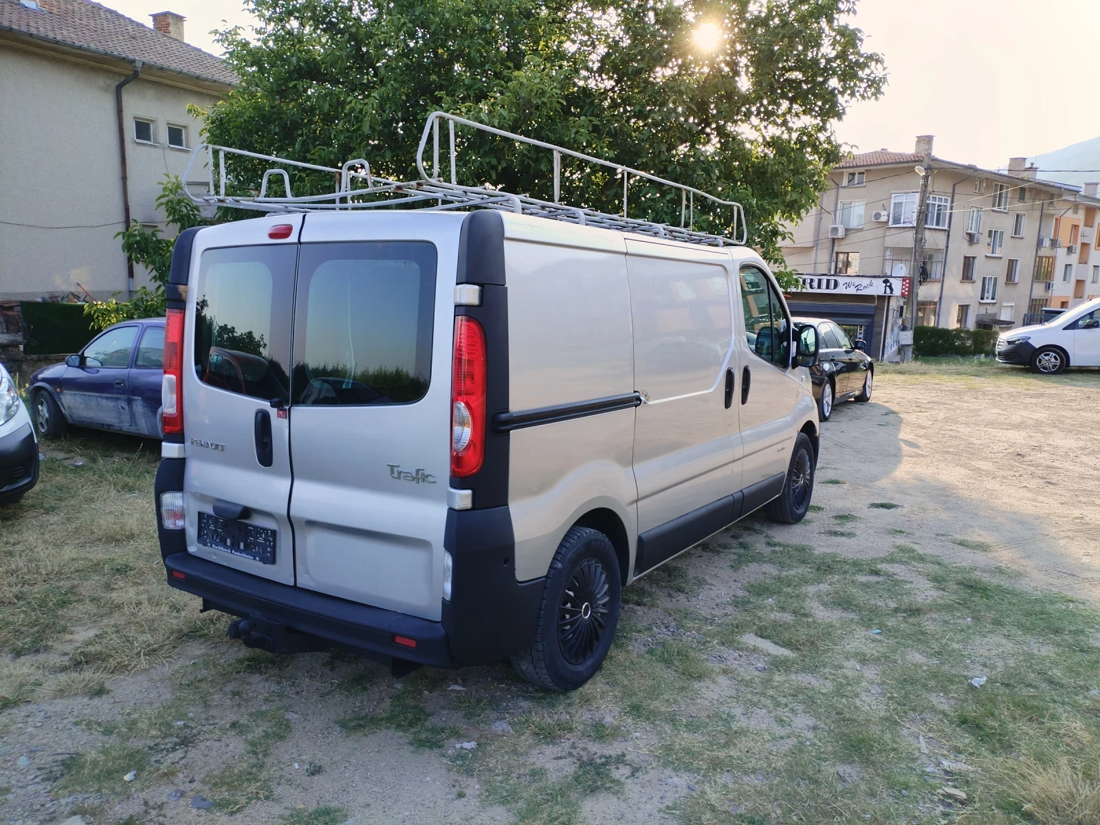 Renault Trafic 2.0 DCI 114HP FACE Клима Камера Багажник , снимка 5 - Бусове и автобуси - 55335448
