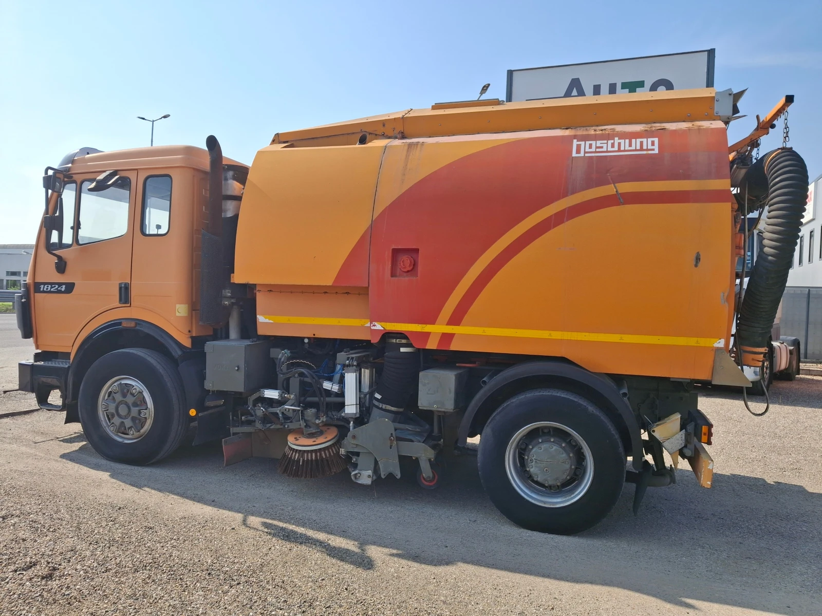 Mercedes-Benz 1824 МЕТАЧНА МАШИНА - изображение 3