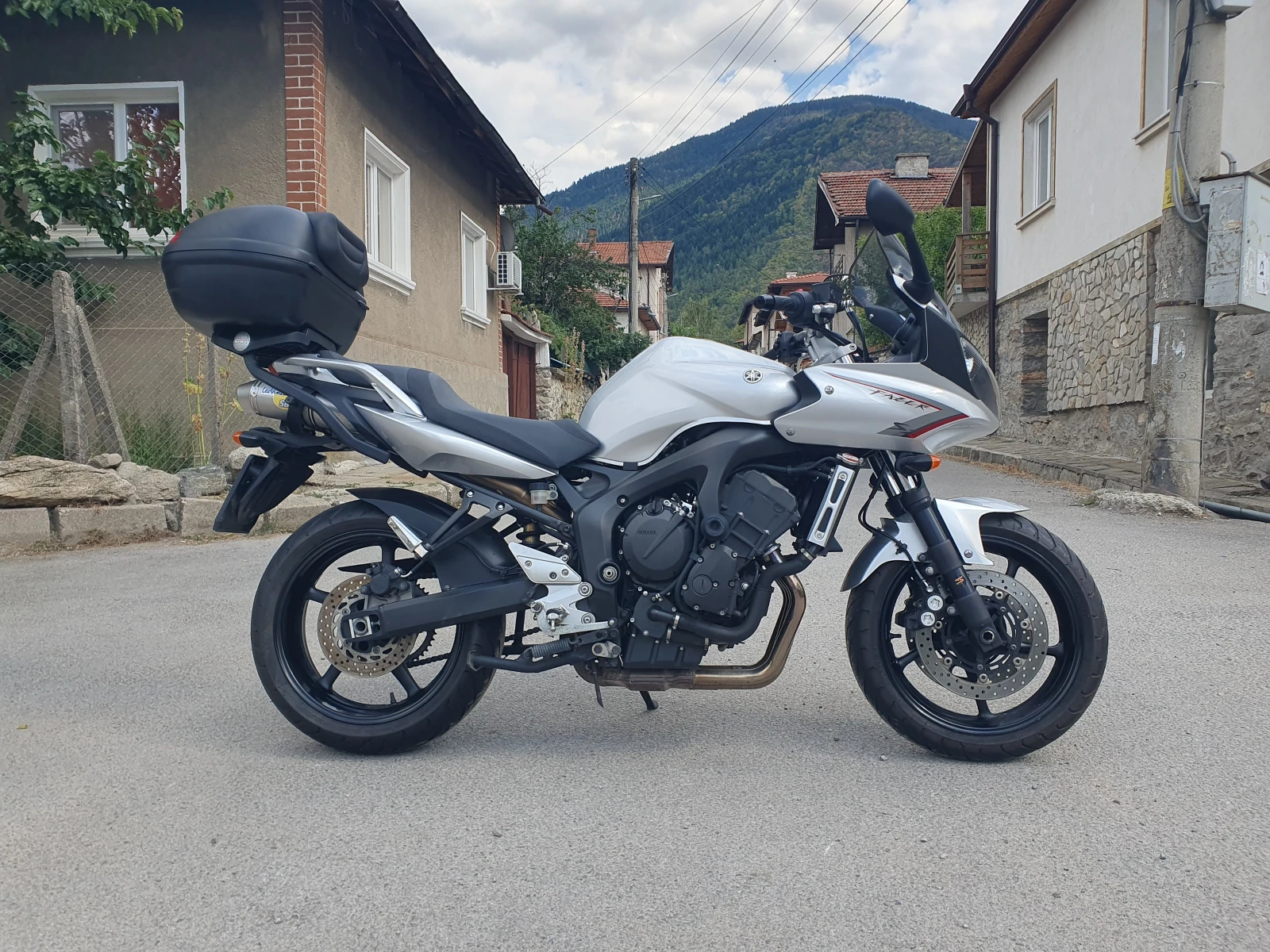 Yamaha Fazer 600 S2 22000км! Leo Vinche