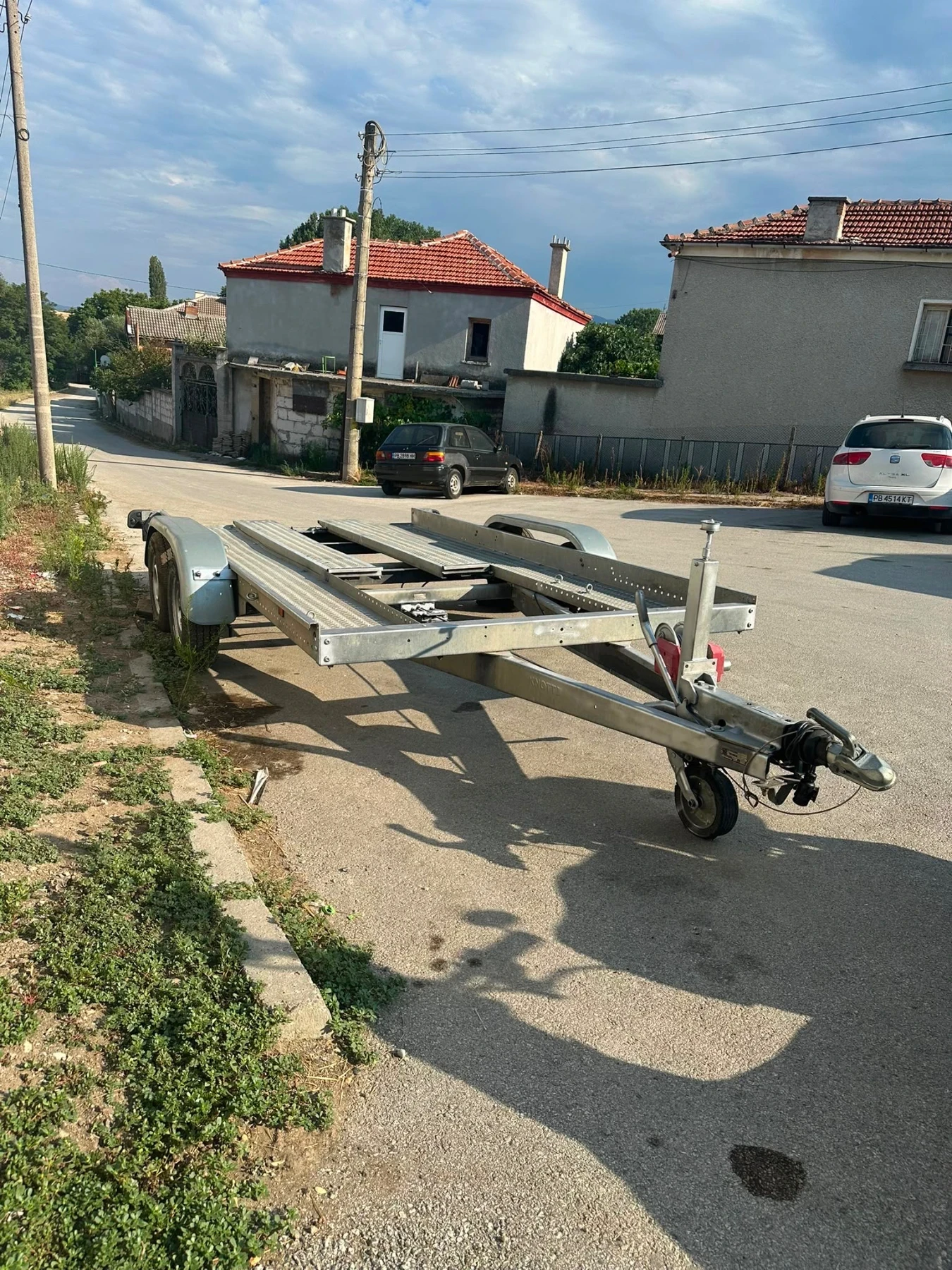 За автомобил Blyss, снимка 7 - Ремаркета - 55628798