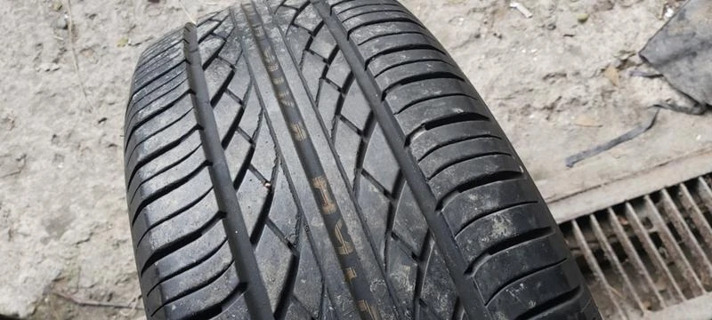 Гуми Летни 235/60R16, снимка 2 - Гуми и джанти - 31251537