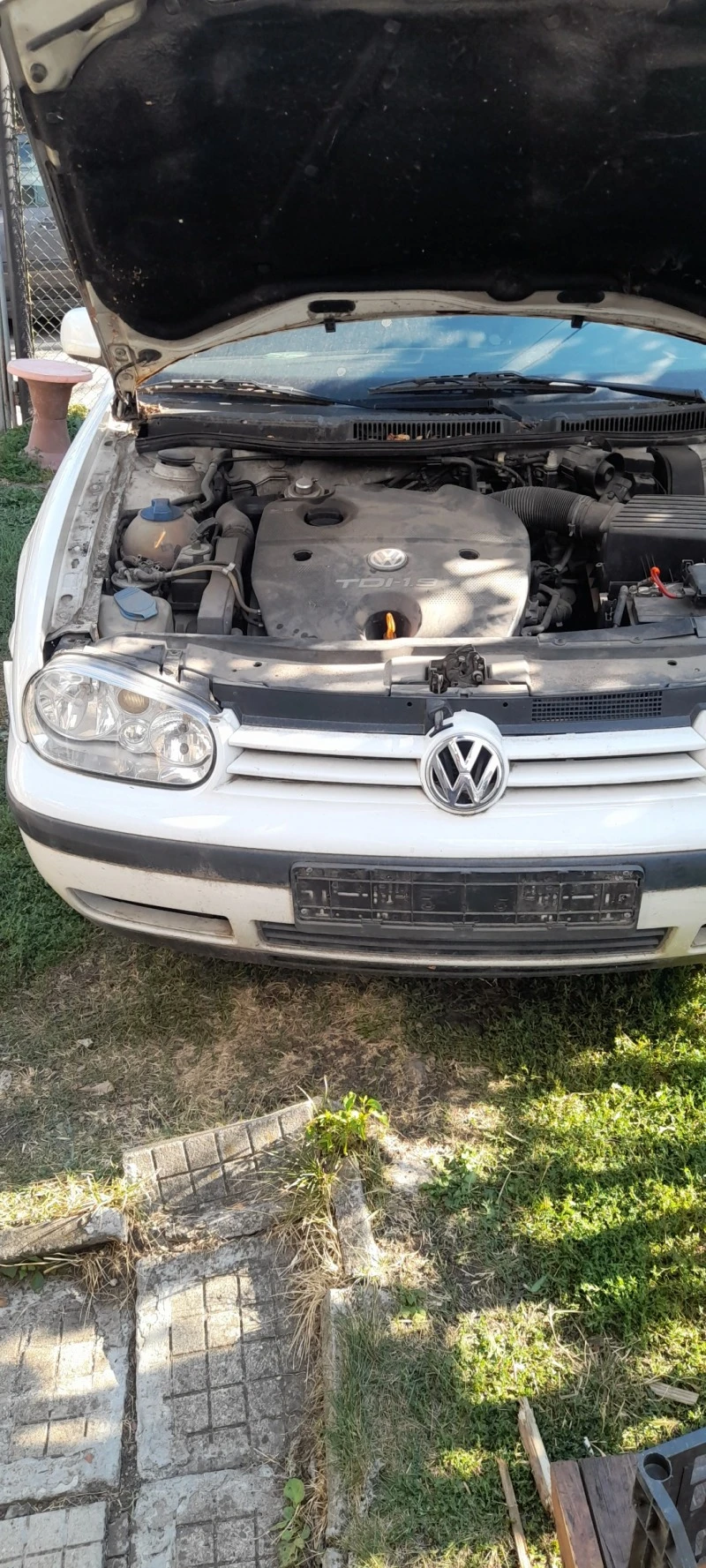 VW Golf, снимка 1 - Автомобили и джипове - 46996615