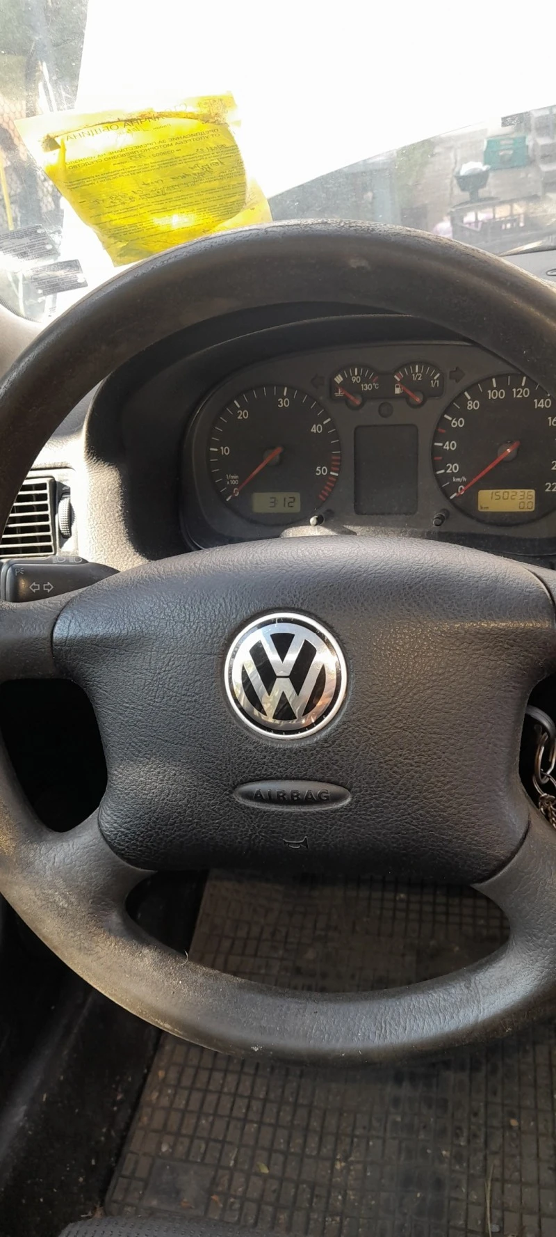 VW Golf, снимка 5 - Автомобили и джипове - 46996615