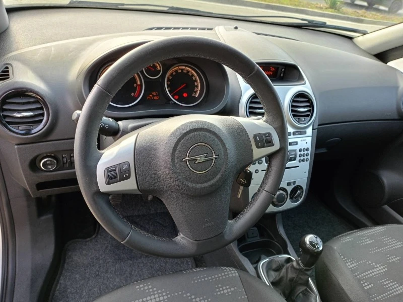 Opel Corsa 1.3 D, снимка 7 - Автомобили и джипове - 44352476