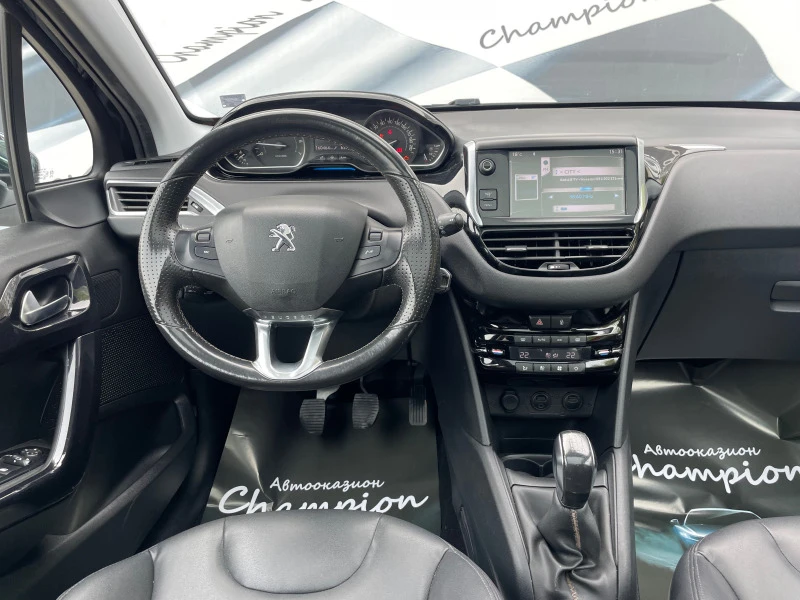 Peugeot 208 1.6i-Като Ново, снимка 11 - Автомобили и джипове - 45699533